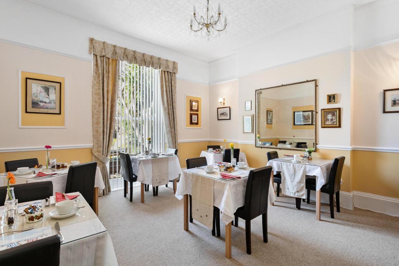 Melba House (adults Only) Bed and breakfast